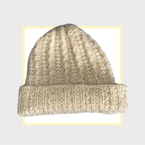 Kimchi Blue Accessories Uo Kimchi Blue Cream Knitted Hat Poshmark